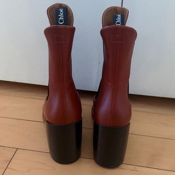 Chloe Women's Leather Ankle Boots with Chunky Heel size 39 - Picture 4 of 7